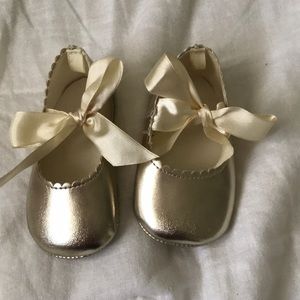 Gold baby dress shoes